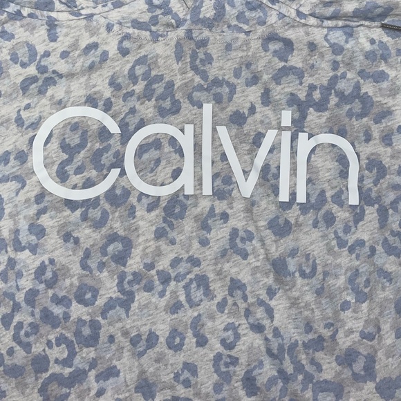 BRAND NEW CALVIN KLEIN CROPPED HOODIE - Picture 2 of 3